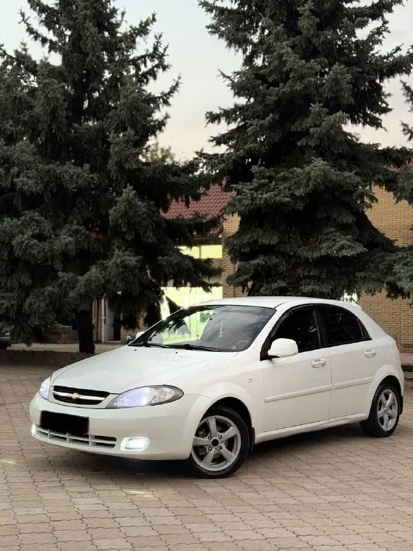 Продам chevrolet lacetti 2012 года выпуска!
За автомобиль абсолютно не стыдно, бережная эксплуатации, в идеально состоянии как технически так и внешне! Двигатель 1.6 полностью обслужен как и кпп, без каких либо посторонних скрипов, бряков и прочего! Ходовая также без посторонних шумов. Установлен хороший свет, андроид монитор, и приятная музыка.
Юридически полностью чистый авто, также возможен обмен и продажа в кредит!
Осмотр донецк
Цена: 530.000 ₽, быстрому покупателю торг!
☎️ +7 (949) 742-53-98
📞 Звоните: +7(949)7425398 - фотография - 2