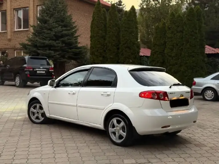 Продам chevrolet lacetti 2012 года выпуска!
За автомобиль абсолютно не стыдно, бережная эксплуатации, в идеально состоянии как технически так и внешне! Двигатель 1.6 полностью обслужен как и кпп, без каких либо посторонних скрипов, бряков и прочего! Ходовая также без посторонних шумов. Установлен хороший свет, андроид монитор, и приятная музыка.
Юридически полностью чистый авто, также возможен обмен и продажа в кредит!
Осмотр донецк
Цена: 530.000 ₽, быстрому покупателю торг!
☎️ +7 (949) 742-53-98
📞 Звоните: +7(949)7425398 - фотография - 8