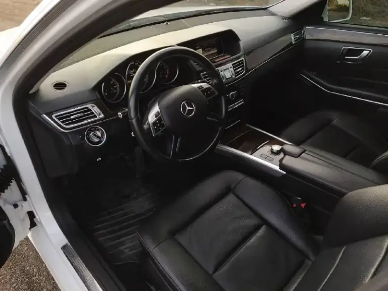 Продам mercedes-benz e-class. Автомобиль в идеальном состоянии, весь в заводском окрасе. Стёкла, включая лобовое заводские! Один хозяин в птс, не пригон! 2.0 турбо, 7-ми ступенчатый автомат. 2015 год выпуска, пробег 108 000 км. Двигатель, коробка, ходовая в отличном состоянии, никаких вложений не требуют! 2 комплекта колёс, 2 ключа и сервисная книжка прилагается. Я хозяин, переоформление без проблем! Автомобиль находится в старобешево. Цена 2 750 000 рублей. За более подробной информацией обращаться по телефону: +7 (949) 524-94-12.
📞 Звоните: +7(949)5249412 - фотография - 6