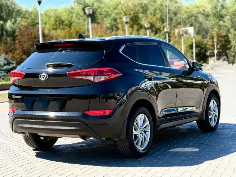 В продаже
Комфортный удобный
Hyundai tucson
Рейсталинг lux max
Эксплуатация с 2017 года
Двигатель 2.0 бензин
Коробка автоматическая
Пробег родной 134 тыс км.

Автомобиль в хорошем состоянии живой !!!
В ближайшем времени не требует вложений !!!
Кузов весь в заводском
Окрасе в оригинале !!!
Пред максимальная комплектация,
Бесключевой доступ start-stop
Ухоженный кожаный салон,
Датчики света, и дождя,
Подогревы всех сидений,
Подогрев зеркал и стекл,
Полный электропакет,
Большая мультимедиа,
Блютус громкая связь,
Новые летние шины,
Два пульта два ключа,
И многое другое !

С документами полный порядок,
Могу присутствовать мрэо для,
Полного переоформления,
Продажа от собственника,
Автотека полностью зелень 🌿

Г. Донецк, ленинский район)
‼️Цена 1.695:000 тыс. Руб ‼️
Срочно нужны финансы срочно
В связи с покупкой квартиры
Таких авто единицы достойный
Остальные вопросы по
Номеру тел. Есть телеграмм ⤵️
+79493969855 Руслан ☎️ - фотография - 6