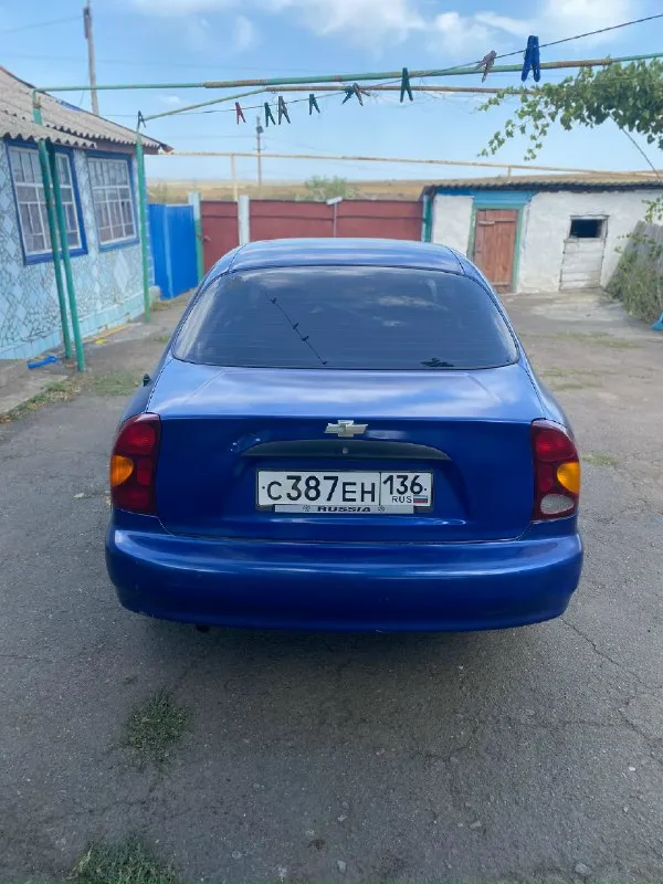Продам chevrolet ланос 1.5 пробег 175000 есть музыка, передние стеклоподъемники. Учёт рф, стс, птс на полном ходу. 6000км назад была произведена замена масла в коробке и моторе. Заводится отлично в любую погоду, все светится и включается. Салон в опрятном состоянии, делалась химчистка. Стоит летняя резина на титанах. Мотор тянет хорошо. Есть недочеты по кузову в силу возраста( рыжики, притертости). Причина продажи, хочу авто выше классом. Остальные вопросы по телефону +79494675120 - сергей цена авто 190к - торг на месте уместен считаю цена более чем адекватная, жигули продают за такие деньги место осмотра торез
📞 Звоните: +7(949)4675120 - фотография - 5