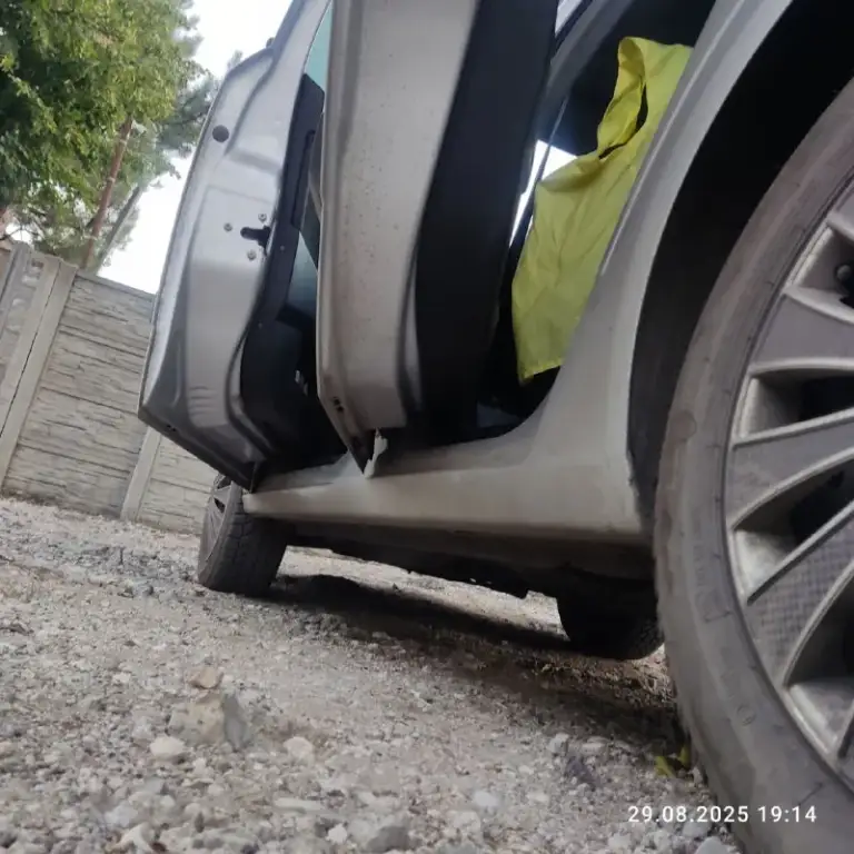Продам opel astra ( opel астра), 2005г. , 1.4, пробег 250000 км, бензин, механика, кондиционер, электрозеркала, эл. Стеклоподъемники, сигнализация, хорошее состояние, сел и поехал. Стоимость 500000 руб. , все вопросы по телефону. Г. Донецк, ленинский район, +7(949)394-23-49, +7(949)394-23-50 - телеграм
📲 Tg: @avtoradik
📞 Звоните: +7(949)3942349 - фотография - 5