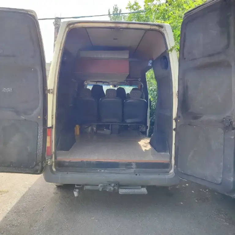 Г. Горловка. Продам ford транзит 2000г. В. 2.4 турбодизель. Авто каждый день на ходу. Полностью обслужен и готов к работе. По документам груз - пасс 7+1. Категория в. Цена 700 тыс. Хороший торг. Более подробная информация по +79493959983
📞 Звоните: +7(949)3959983 - фотография - 8