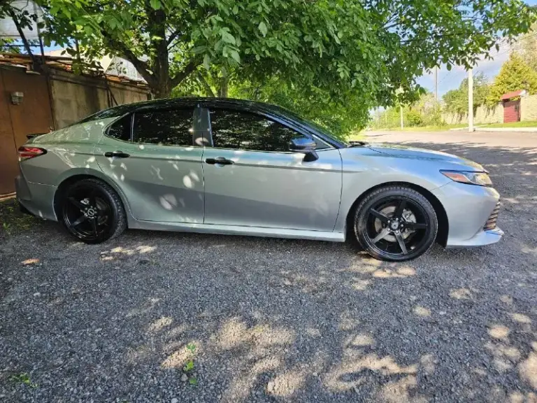 Продается надежный автомобиль toyota camry 2019 г. В.
📍 Модель: toyota camry
🗓 Год выпуска: 2019
🔧 : 2.5 (Прошит до 202 л. С. )
📏 Пробег: 76,500 км
🛠 Состояние: идеальное, без дтп
Особенности:
• Полная шумоизоляция для комфортной езды
• Капот, бампер, крылья, фары, район дверных ручек и пороги в защитной пленке
• Новые качественные линзы
• Панель приборов и аудиосистема русифицированы
• Диски r-18 оригинал wossen + комплект зимних шин на родных дисках r-17
• Два ключа
🚗 Автомобиль полностью обслужен и готов к любым проверкам!
💰 Цена: 2.65 млн руб.
📞 Контакт: +7 959 152 11 11
👤
Реальному покупателю торг
📞 Звоните: +7(959)1521111 - фотография - 6