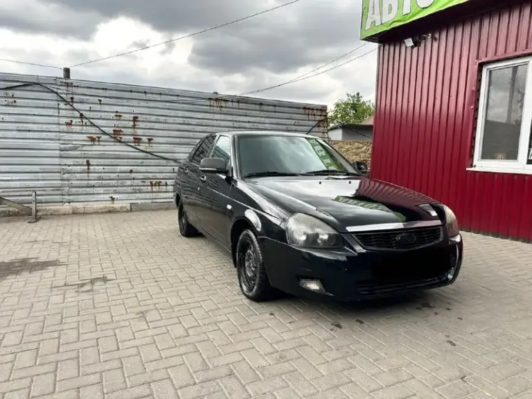 Ваз priora 2009 г. Комплектация: полный стеклопакет, кондиционер, подогрев зеркал, пробег 247000, по технике все отлично, в машине работает каждая кнопка, масло не расходует, замена масла каждые 7000 тысяч, коробка не вылетает, установлена трасса стингер, хорошая музыка, резина новая покупалась в мае месяце «нокиан», + с автомобилем отдам зимнюю резину, тоже нокиан. От машины не избавляюсь, продажа не спешная. Цена 385 000 рублей. Торг уместен. Номер телефона +7949-409-32-97
📞 Звоните: +7(949)4093297 - фотография - 1