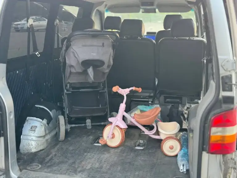 🚐 Volkswagen transporter t5 — 1.9 tdi, 236 875 км
Продаю надежный volkswagen transporter t5 в отличном техническом состоянии.
✅ Двигатель 1.9 tdi работает ровно, масло не берет.
✅ Ходовая часть без посторонних звуков, полностью обслужена.
✅ Электрика вся в порядке — каждая кнопка на месте и работает.
✅ Салон чистый и ухоженный.
Машина не требует вложений — сел и поехал. Отлично подойдет как для бизнеса, так и для личных поездок.
📍 Осмотр в донецке
💰 Цена: 1.650.000 + хороший торг у капота
📞 Телефон: +79495870412
📲 Tg: гилба каптмахович
📞 Звоните: +7(949)5870412 - фотография - 3