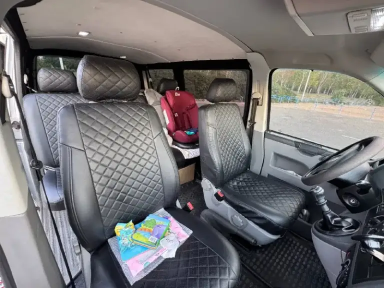 🚐 Volkswagen transporter t5 — 1.9 tdi, 236 875 км
Продаю надежный volkswagen transporter t5 в отличном техническом состоянии.
✅ Двигатель 1.9 tdi работает ровно, масло не берет.
✅ Ходовая часть без посторонних звуков, полностью обслужена.
✅ Электрика вся в порядке — каждая кнопка на месте и работает.
✅ Салон чистый и ухоженный.
Машина не требует вложений — сел и поехал. Отлично подойдет как для бизнеса, так и для личных поездок.
📍 Осмотр в донецке
💰 Цена: 1.650.000 + хороший торг у капота
📞 Телефон: +79495870412
📲 Tg: гилба каптмахович
📞 Звоните: +7(949)5870412 - фотография - 4