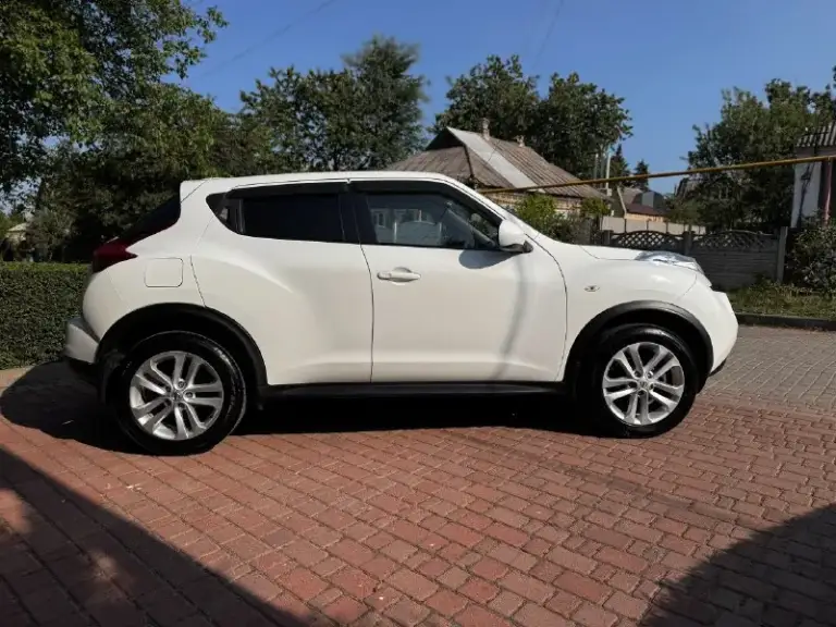 Nissan juke‼️
Год выпуска -2013
Пробег- 128 т км
Двигатель -1.6
Кпп- автомат
✅ 1 Хозяин
✅ Без дтп
✅ Оригинальный пробег
✅ Гаражное хранение.
Автомобиль в идеальном состоянии, мотор, кпп, ходовая работаю без нареканий, работает всё что есть в автомобиле, документы в полном порядке.
Комплектация:
Abs
Электро стекла -4 шт
Электро зеркала
Подогрев зеркал
Подогрев сидений
Подогрев заднего стекла
Подогрев переднего стекла
Камера заднего вида
Кондиционер ( работает )
Usb
Aux
Bluetooth
Автомобиль в донецке
Резина в подарок 🎁
Цена 950 000 руб. Телефон +7 949 50 999 58
📞 Звоните: +7(949)5099958 - фотография - 6
