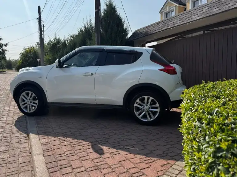 Nissan juke‼️
Год выпуска -2013
Пробег- 128 т км
Двигатель -1.6
Кпп- автомат
✅ 1 Хозяин
✅ Без дтп
✅ Оригинальный пробег
✅ Гаражное хранение.
Автомобиль в идеальном состоянии, мотор, кпп, ходовая работаю без нареканий, работает всё что есть в автомобиле, документы в полном порядке.
Комплектация:
Abs
Электро стекла -4 шт
Электро зеркала
Подогрев зеркал
Подогрев сидений
Подогрев заднего стекла
Подогрев переднего стекла
Камера заднего вида
Кондиционер ( работает )
Usb
Aux
Bluetooth
Автомобиль в донецке
Резина в подарок 🎁
Цена 950 000 руб. Телефон +7 949 50 999 58
📞 Звоните: +7(949)5099958 - фотография - 7