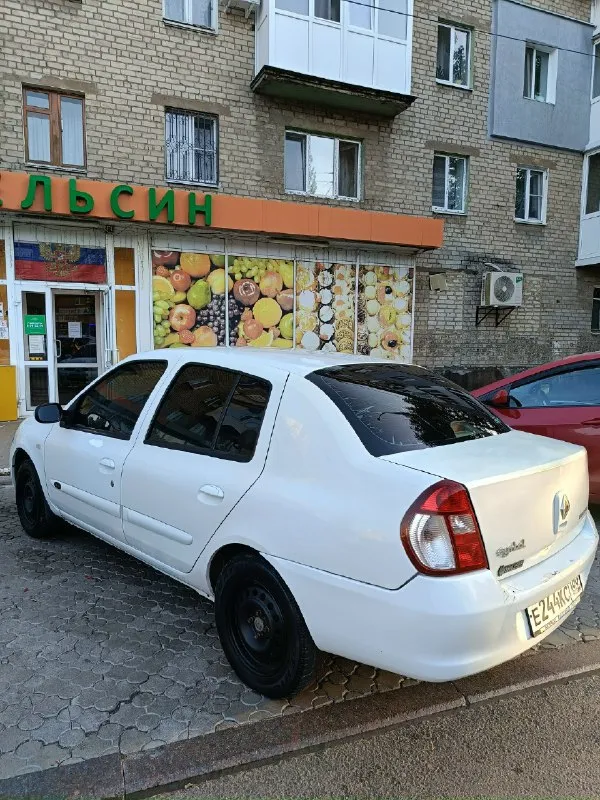 Renault symbol / renault симбол хозяин, полное переоформление год выпуска 2007 двигатель 1.4, 16 клапанный, бензин(98 л. С) коробка механика пробег 127 000 кондиционер стеклоподъëмники электрические зеркала подогрев заднего стекла музыка флешка, радио, аух по минусам, есть сколы, подкрасы, рыжики, все это очень не значительно, на этом всё. Днище отличное, целое. Машина полностью исправна, в хорошем состоянии, каждый день ездит, проблем нет. Двигатель отлично, от замены до замены один уровень, светлое масло. Коробка работает идеально. Ходовая отличная. 370000₽ торг у машины я хозяин, польностью переоформляем авто, штрафов, запретов, ограничений нет, стоит на учёте 180 регион. Макеевка, гвардейка, недалеко от автостанции. +79493190843
📞 Звоните: +7(949)3190843 - фотография - 2