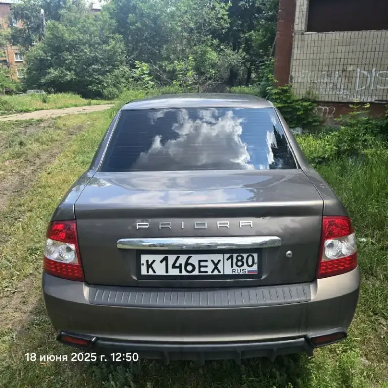 2170 Priora седан 2013 г. ,1.6 см3, 98 л. С. , эл. Стеклоподъемники, на хорошем ходу, едет бодро, все поворачивает, тормозит, моргает. Печка работает, стеклоподъемники, музыка с сабом и усилителем, по кузову есть небольшие косяки, сколы, царапины, подкрасы(ничего критичного). Резина зима первый сезон в хорошем состоянии). Ходовая в порядке, менялись амортизаторы, стойки, пыльники, колодки, цена 380 рубл. , +79493038991
📞 Звоните: +7(949)3038991 - фотография - 2