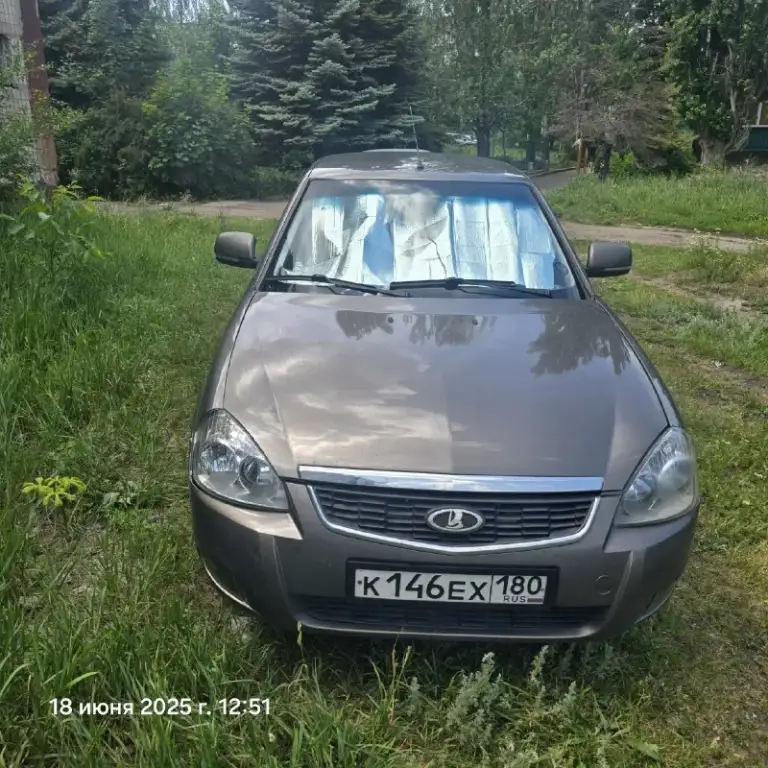 2170 Priora седан 2013 г. ,1.6 см3, 98 л. С. , эл. Стеклоподъемники, на хорошем ходу, едет бодро, все поворачивает, тормозит, моргает. Печка работает, стеклоподъемники, музыка с сабом и усилителем, по кузову есть небольшие косяки, сколы, царапины, подкрасы(ничего критичного). Резина зима первый сезон в хорошем состоянии). Ходовая в порядке, менялись амортизаторы, стойки, пыльники, колодки, цена 380 рубл. , +79493038991
📞 Звоните: +7(949)3038991 - фотография - 3