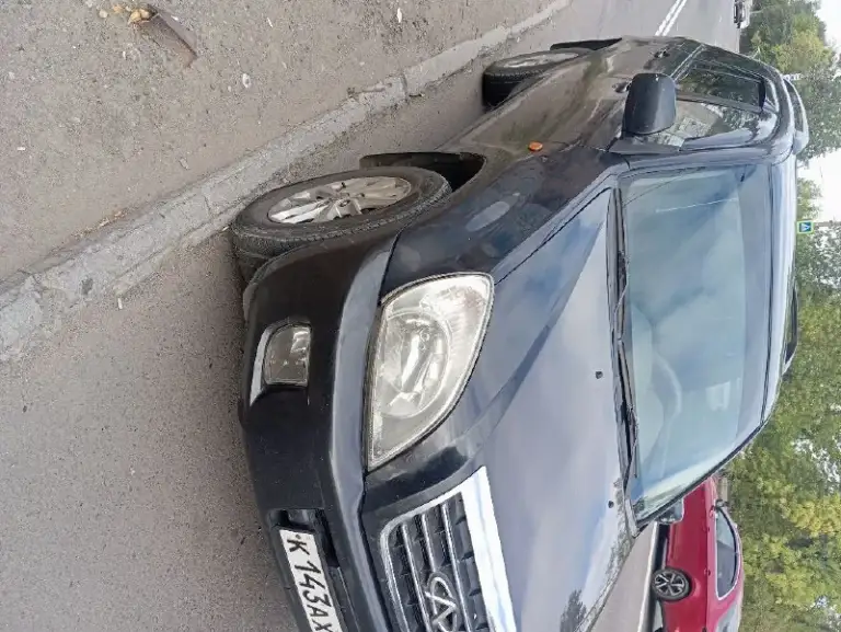 Продам чери тигго т11, 2008 года с пробегом 220000 с двигателем 1.8. Стоит газ евро-4. Люк работает. Двигатель без нареканий. Ходовку поменял 2000 км назад. Есть резина зима на дисках, лето на тоже. Цена 500000. Торг уместен. Всё светит. Все кнопки работают. Стоит авторегистратор запись видется спереди и сзади одновременно, стоит камера заднего хода. +79493834112
📞 Звоните: +7(949)3834112 - фотография - 2