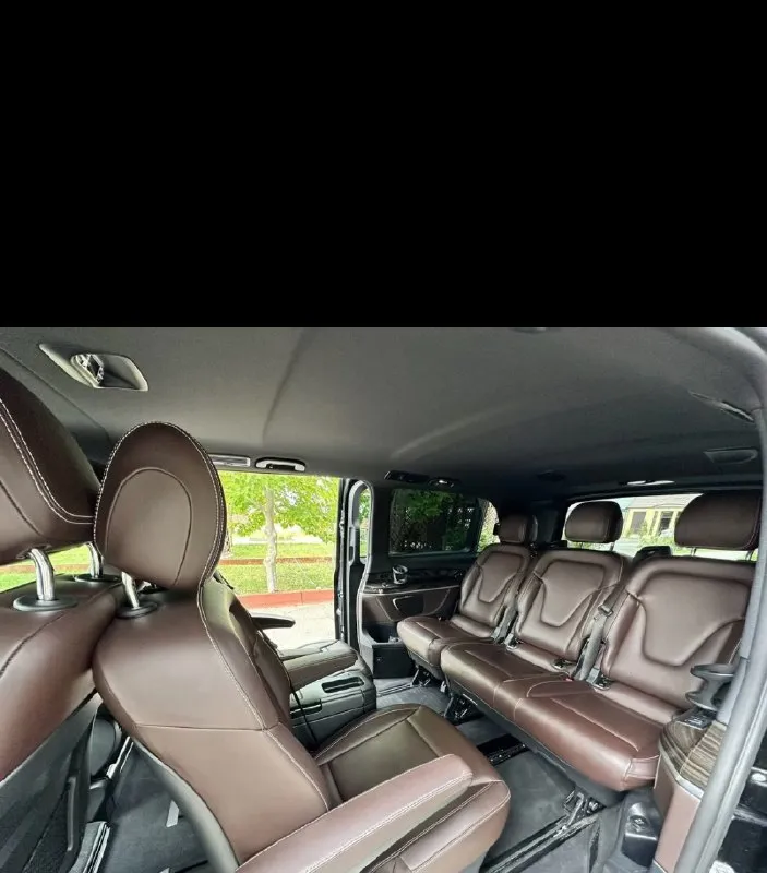 Mercedes v-class v250, 2018год, 190лс, 114 тыс км пробег, полный привод, автомобиль куплен у официального дилера, по факту 3й владелец, первый хоз это салон, и были перевес номеров
Зоны риски и пескоструя затянуты в пленку, так же авто покрыт керамикой, стоят улучшенные передние тормоза( суппорта и увеличенный тормозной диск) без проблем могу вернуть в стоковые. По комплектации камеры 360, музыка burmester, кожа nappa, задние форточки электро, черный потолок, удержание в полосе, обе электродвери, столик, датчик слепых зон, адаптивный круиз, адаптивные фары, дополнительно уставлен carplay, штатный webasto, оригинальный пробег, обслуживался у оф. Диллера, пробег подтвердит любой диллер mb, попутно обслуживал в клубном сервисе mb + отдам комплект зимний резины. По автомобилю делать абсолютно ничего не нужно, недавно были заменены масла в редукторах и коробке
Цена 5.50000 🍋
Торг
Тел : +79493723676
📞 Звоните: +7(949)3723676 - фотография - 8