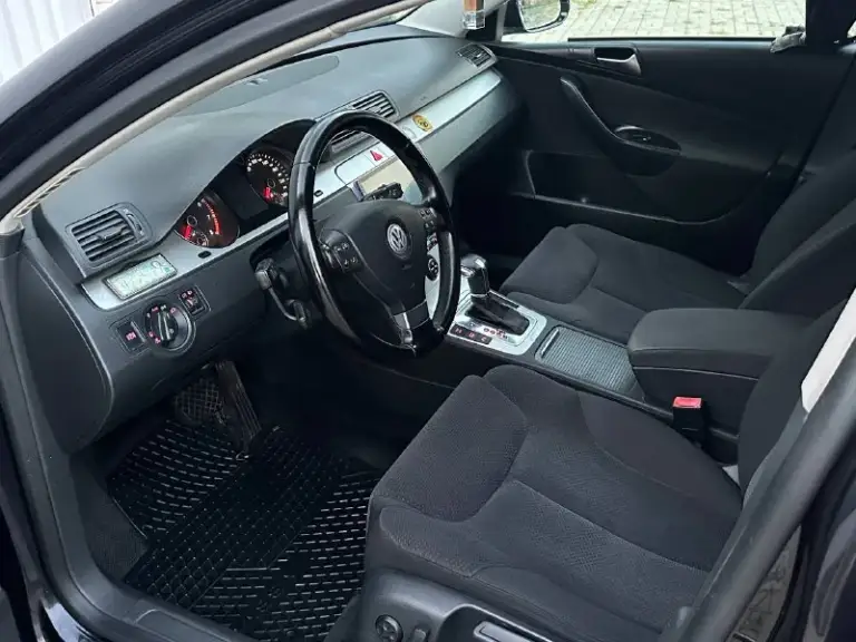 Продам volkswagen passat
1.8 Tsi
Год выпуска 2010
Пробег 214000 тысяч родной,
В идеальном состоянии,
Без дтп, ржавчины, вмятин, царапин,
По двигателю всё идеально,
Каробка работает идеально,
По комплектации иметься
Климат контроль
Подогрев сидений
Бортовой компьютер
Эл стеклоподъемник
И многое другое
Цена 690 000
+79493943583
📞 Звоните: +7(949)3943583 - фотография - 5