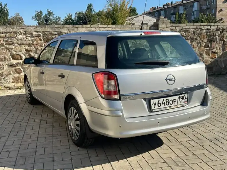 Продам opel astra h универсал
Объем 1.6 механика
Пробег 194000
Год выпуска 2008
В идеальном состоянии
Без ржавчины, гнили, вмятин,
Двигатель не дымит, не троит, масло не ест,
По комплектации имеется
Кондиционер
Бортовой компьютер
Эл стеклоподъемники
И многое другое
Цена 545 000 +79493943583
📞 Звоните: +7(949)3943583 - фотография - 2