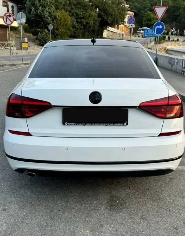 Продам volkswagen passat b8 2017 года
95К родного пробега
Состояние хорошее
Cостав комплектации:
• Подушка безопасности водителя
• Подушка безопасности переднего пассажира
• Подголовники задних сидений 3 шт.
• Крепления для детских сидений isоfiх
• Блокировка задних дверей от открывания детьми
• Иммобилайзер
• Дневные ходовые огни
• Противотуманные фары
• Система экстренного оповещения эра-глонасс
• Антиблокировочная система с электронным распределением тормозных сил (авs, евd)
• Система вспомогательного торможения (ваs)
• Система электронного контроля устойчивости (еsс)
Внутри:
• Бортовой компьютер
• Подсказчик переключения передач в комбинации приборов
• Заднее сиденье с раскладкой в пропорции 60/40
• Противосолнечный козырек пассажира с зеркалом
• Розетка 12v
Комфорт:
Электроусилитель рулевого управления
• Регулируемая по высоте рулевая колонка
• Регулировка ремней безопасности передних сидений по высоте
• Сиденье водителя с регулировкой по высоте
• Воздушный фильтр с
📞 Звоните: +7(949)5131274 - фотография - 3