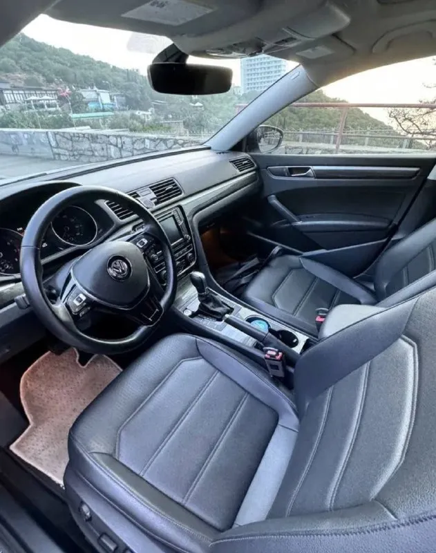 Продам volkswagen passat b8 2017 года
95К родного пробега
Состояние хорошее
Cостав комплектации:
• Подушка безопасности водителя
• Подушка безопасности переднего пассажира
• Подголовники задних сидений 3 шт.
• Крепления для детских сидений isоfiх
• Блокировка задних дверей от открывания детьми
• Иммобилайзер
• Дневные ходовые огни
• Противотуманные фары
• Система экстренного оповещения эра-глонасс
• Антиблокировочная система с электронным распределением тормозных сил (авs, евd)
• Система вспомогательного торможения (ваs)
• Система электронного контроля устойчивости (еsс)
Внутри:
• Бортовой компьютер
• Подсказчик переключения передач в комбинации приборов
• Заднее сиденье с раскладкой в пропорции 60/40
• Противосолнечный козырек пассажира с зеркалом
• Розетка 12v
Комфорт:
Электроусилитель рулевого управления
• Регулируемая по высоте рулевая колонка
• Регулировка ремней безопасности передних сидений по высоте
• Сиденье водителя с регулировкой по высоте
• Воздушный фильтр с
📞 Звоните: +7(949)5131274 - фотография - 6