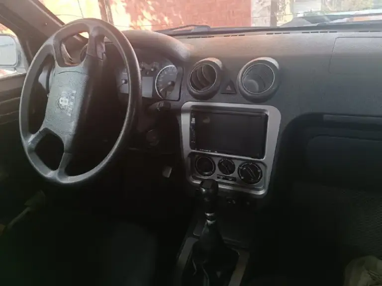 Geely ck 2012 года. Коробка мкпп. Мотор 1,5 л. Автомобиль на полном ходу. Пробег чуть более 190. Вся в заводском окрасе (кроме 2 элементов - бампера и капота). Поменяна вся передняя подвеска. В августе было заменено сцепление, соответственно машина мягко и плавно переключает передачи (тогда же в коробке было заменено масло). Имеется 2 стеклоподъёмника, а также двухдиновая магнитола с gps и возможностью подключиться к интернету, боковые зеркала с электрорегулировкой и подогревом. Очень экономный расход бензина. Хорошо держит дорогу при поворотах, а также при быстрой езде очень устойчива на дороге мотор легко запускается, плавно работает на холостых оборотах, почти бесшумный. Недавно были заменены бронепровода, а также свечи зажигания, куплена новая катушка зажигания. Продажа в связи с ненадобностью, так как куплен другой автомобиль полностью готова к переоформлению (стоит на российском учете), документация в норме ( я первый владелец по российскому птс, на автомобиле не
📞 Звоните: +7(949)3719018 - фотография - 5