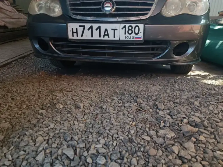 Geely ck 2012 года. Коробка мкпп. Мотор 1,5 л. Автомобиль на полном ходу. Пробег чуть более 190. Вся в заводском окрасе (кроме 2 элементов - бампера и капота). Поменяна вся передняя подвеска. В августе было заменено сцепление, соответственно машина мягко и плавно переключает передачи (тогда же в коробке было заменено масло). Имеется 2 стеклоподъёмника, а также двухдиновая магнитола с gps и возможностью подключиться к интернету, боковые зеркала с электрорегулировкой и подогревом. Очень экономный расход бензина. Хорошо держит дорогу при поворотах, а также при быстрой езде очень устойчива на дороге мотор легко запускается, плавно работает на холостых оборотах, почти бесшумный. Недавно были заменены бронепровода, а также свечи зажигания, куплена новая катушка зажигания. Продажа в связи с ненадобностью, так как куплен другой автомобиль полностью готова к переоформлению (стоит на российском учете), документация в норме ( я первый владелец по российскому птс, на автомобиле не
📞 Звоните: +7(949)3719018 - фотография - 8