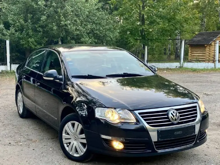 Продам volkswagen passat b6 (пробег 248.000) 2005 года (чистый немец) двигатель 2.0 на автомате автомобиль в хорошем состоянии, весь обслужен. Вложено много денег и времени. - кожаный салон - магнитола android, камера заднего вида - подогрев передних сидений - кондиционер - память сидений - круиз контроль полностью новая ходовка (как мячик) машина абсолютно без вложений цена: 795.000 +79494568074
📞 Звоните: +7(949)4568074 - фотография - 1