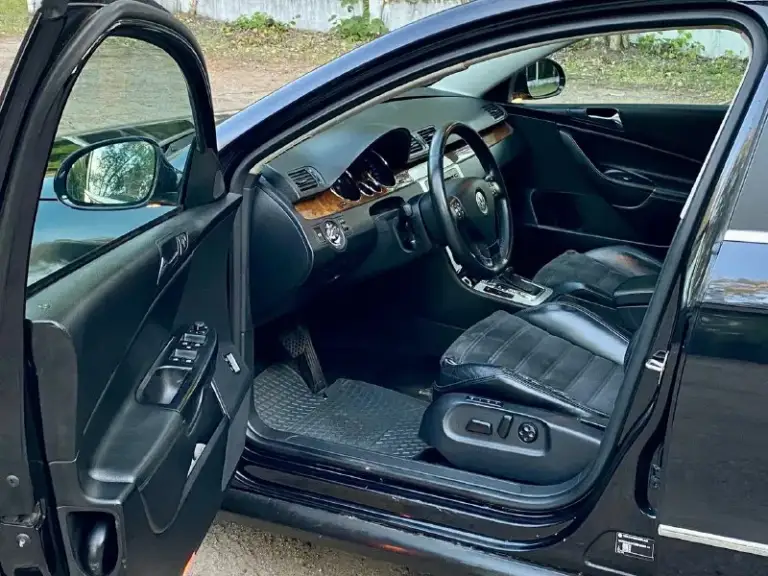 Продам volkswagen passat b6 (пробег 248.000) 2005 года (чистый немец) двигатель 2.0 на автомате автомобиль в хорошем состоянии, весь обслужен. Вложено много денег и времени. - кожаный салон - магнитола android, камера заднего вида - подогрев передних сидений - кондиционер - память сидений - круиз контроль полностью новая ходовка (как мячик) машина абсолютно без вложений цена: 795.000 +79494568074
📞 Звоните: +7(949)4568074 - фотография - 9