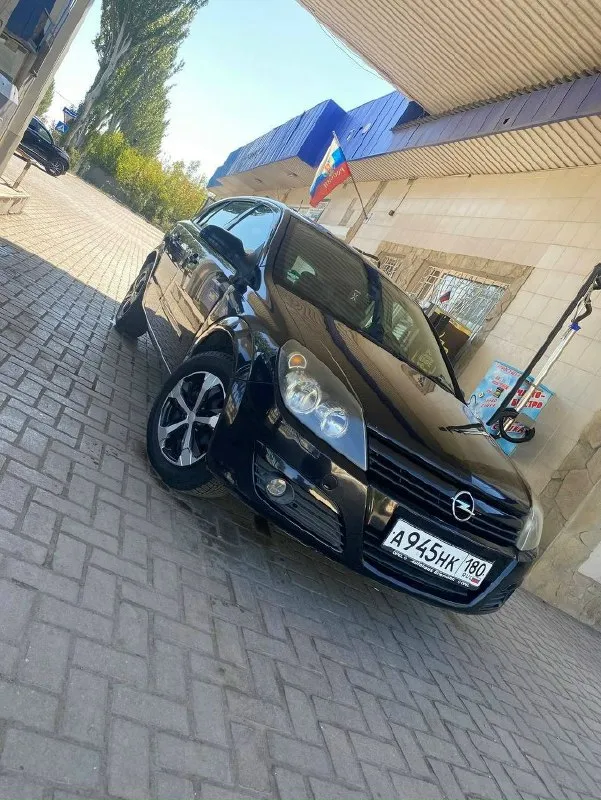 Продам opel астра h 2004 года выпуска хэтчбек, обьем двигателя 1,8 бензин(125 л. С)механика по комплектации -круиз контроль -кондиционер -мультируль -гидроусилитель руля -датчик дождя -датчик света -парктроники -автозатемнение зеркала заднего вида -подогрев зеркал -стоит достойная магнитола тайзер сс3 диагональ 21 дюйм -достойные колоночки машина ухоженна, двигатель работает ровно, ходовка в отличном состоянии, машина сел и поехал. Г. Горловке цена 575 тыс. Руб +79490734311-сергей
📞 Звоните: +7(949)0734311 - фотография - 1