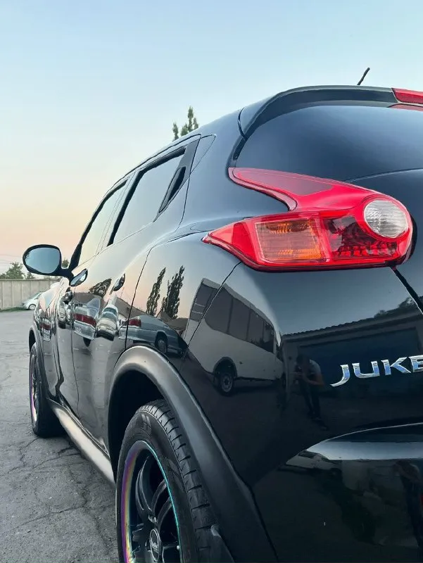 Nissan juke 2013 год выпуска двигатель 1.6 ат 120 тысяч родного пробега в максимальной комплектации автомобиль в родном окрасе машина в идеальнейшем состоянии вложений не требует ни на рубль! Дорогие диски advant на почти новой резине! По комплектации; климат контроль кондиционер заправлен 4 стеклоподъемника круиз контроль навигация камера заднего вида все датчики которые были в максимальной комплектации присутствуют - по технике также в идеале, нечего не гремит не хрустит, не пинает ! Цена 1.100млн 🍋 (один миллион сто ) +79494730944 александр
📞 Звоните: +7(949)4730944 - фотография - 4