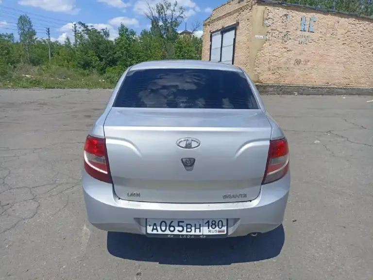Продам ваз гранта, 2014 г. В. Центральный замок, кондиционер. Два стекло подъемника. Без дтп. По лкп есть косяки она не новая, ничего критичного. Родной пробег 142 т. Км. Двигатель, коробка на отлично. Собственник по документам. Цена 470 торг. Осмотр снежное. Возможен обмен. +79495336480
📞 Звоните: +7(949)5336480 - фотография - 6