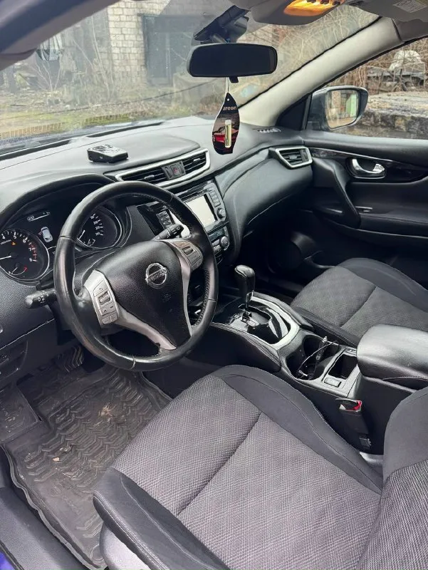 Nissan qashqai 💶 цена: 1 390 000 (обоснованный торг) 📮 город: донецк 🚘 марка / модель: qashqai 📅 год выпуска: 2014 📊 пробег: 124000 км ⛽ двигатель (тип, объем, мощность): 2.0 🔧 тип кпп: автоматическая 📝 описание: у машины отличное технической состояние, вложений авто не требует, имеются два ключа, сервисные книжки, сигнализация. Салон чистый, без потертостей, подогрев и охлаждение подстаканников, климат-контроль, камера заднего вида. ☎ контактный телефон: +7949-311-42-59 +7949-317-30-89
📞 Звоните: +7(949)3114259 - фотография - 6