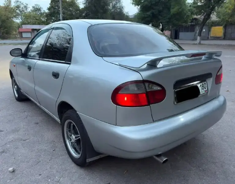 Продам daewoo sens! Машина местная! Я 2 владелец! Авто в родном окрасе! Есть 2 косметических окраса! Все стёкла родные, включая лобовое! Стоит газ! Зарегистрирован! По технике всё отлично! В прошлом году делался капитальный ремонт двигателя! Месяц назад полностью заменили ходовую часть! Авто едет мягко, без посторонних звуков! Коробка без нареканий! Новое сцепление! Электрика вся исправна! Опрятный и ухоженный салон! Машина обезшумлена! Установлена хорошая оптика! Комплект зимнее резины на штампах в подарок! Авто полностью обслужено! Город енакиево! Цена 245! Хороший торг у капота! +7 (949) 406-72-85
📞 Звоните: +7(949)4067285 - фотография - 1