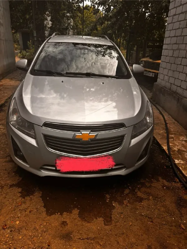 Продается chevrolet круз 2014г. Универсал.
1,6.
Механическая коробка передач.
Пробег 256т.
Подогрев сидений, климат контроль, камера заднего вида.
Машина в отличном состоянии. Находится в луганске. Осмотр в любое время.
950 Т. Р. Торг у капота.
+79592608910 Владимир
📞 Звоните: +7(959)2608910 - фотография - 4
