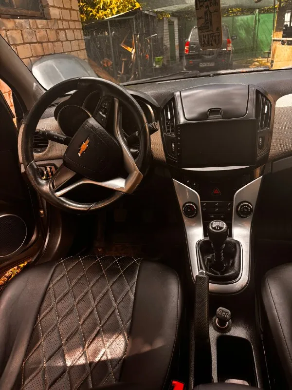 Продается chevrolet круз 2014г. Универсал.
1,6.
Механическая коробка передач.
Пробег 256т.
Подогрев сидений, климат контроль, камера заднего вида.
Машина в отличном состоянии. Находится в луганске. Осмотр в любое время.
950 Т. Р. Торг у капота.
+79592608910 Владимир
📞 Звоните: +7(959)2608910 - фотография - 8