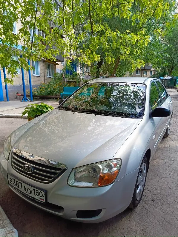 В продаже kia cerato 2008 г. В, 1.6 л, 122 л. С. , механическая коробка передач, пробег 170 тыс. Км. , зелёная автотека, без дтп. Второй владелец с автосалона. Технически без вложений, двигатель цепной, масло от замены до замены не доливаю. Сцепление новое, заменены все тормозные диски, суппорта и колодки. Ходовая на отлично. Кондиционер заправлен, печка работает. В комплекте два ключа, зимняя резина. Днище обработано антигравием. Салон опрятный. Видеорегистратор с камерой заднего вида и помощник парковки, установлена новая аудиосистема, установлен доводчик передних стекол, сигнализация старлайн. Цена: 500 000 рублей. Владелец (переоформление без проблем) обмена и рассрочки нет. Небольшой торг по факту осмотра. Г. Донецк. +7 (949) 332-65-16
📞 Звоните: +7(949)3326516 - фотография - 2