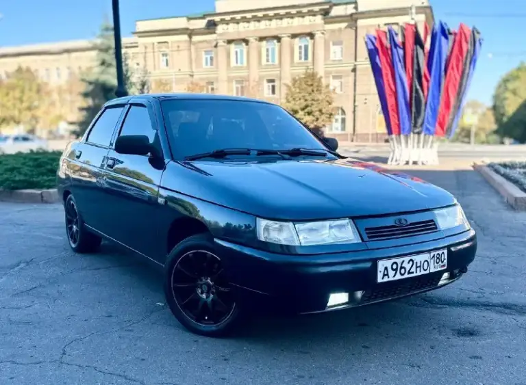 Богдан 2110 2012 год.1.6 8клап. Газ евро-4
Цена 345.000руб.
Срочно очень срочно торг у капота
Авто в очень хорошем состоянии без вложений.
Мотор работает отлично, ходовая в порядке, коробка без хрустов воев и выбиваний работает на отлично.
Кузов живой целый в дтп не участвывола. Стаканы ланджероны карманы пороги все в отличном состоянии. Салон чистый и ухоженный.
Стоит хорошая музыка, центральный замок, сишнализация с автозапуском, газ-евро-4,тонированная в круг, кованные диски r15
Низкопрофильный резина. Документы чистые автотека зеленая, любое переоформление. Хоть через мрео хоть по дкп. Осмотр донецк
+79496007223 - фотография - 2