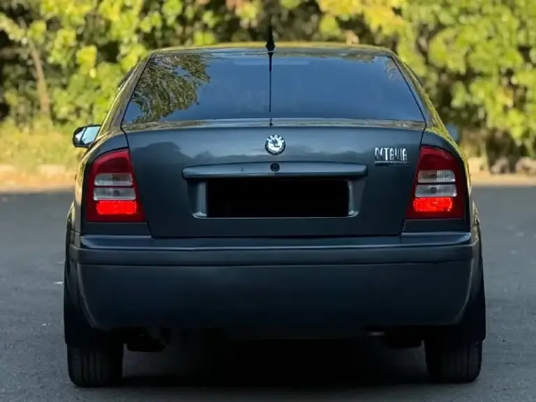 Продам skoda octavia 1.8 надежный автомобиль 2009г. Выпуска в отличном состоянии! 2 владельца, без дтп!
Идеальное состояние кузова, ржавчины нет совсем, пороги целые, не гнилые. По технической части нареканий нет, мотор работает плавно и ровно, коробка тоже работает мягко.
Подвеска в хорошем состоянии, не стучит, не гремит. Хорошая комплектация. Климат-контроль, подогрев сидений, 2 подушки безопасности, abs esp круиз-контроль, 2эл. Стеклоподёмника, электрорегулеровка зеркал, диски r15 на летней резине сервисные книжки, хорошая музыка. Остальные вопросы по телефону +79495162746 цена 650тыс₽ торг у капота хорошему покупателю.
📞 Звоните: +7(949)5162746 - фотография - 3
