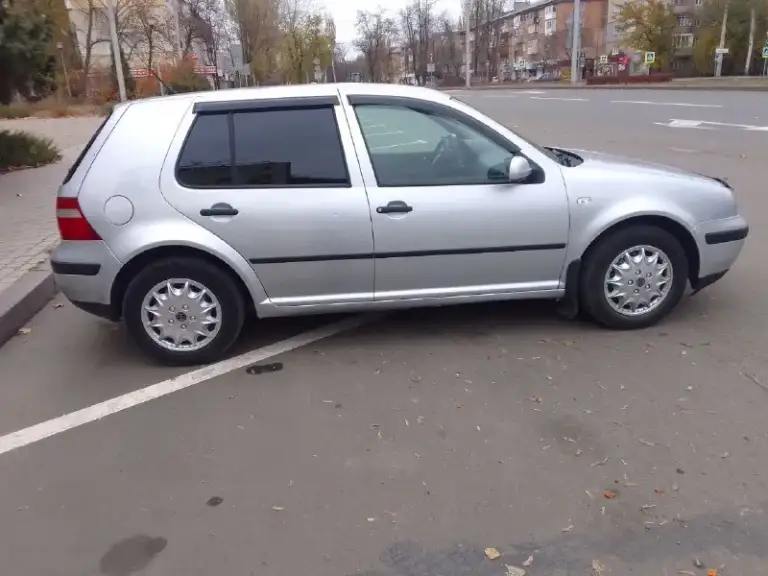 Volkswagen гольф 2002г. Двигатель 1.4 бензин. Пробег 210000тыс. Авто для своих лет в отличном состоянии. Цена 395000₽ юридически чистая. Осмотр автомобиля в донецке. За подробной информацией обращайтесь по телефону. +7(949)9308760 андрей
📞 Звоните: +7(949)9308760 - фотография - 3