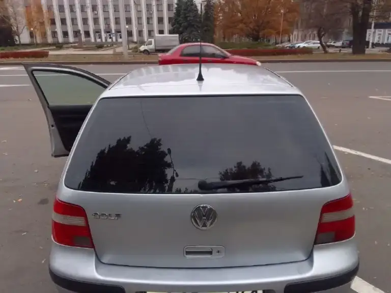 Volkswagen гольф 2002г. Двигатель 1.4 бензин. Пробег 210000тыс. Авто для своих лет в отличном состоянии. Цена 395000₽ юридически чистая. Осмотр автомобиля в донецке. За подробной информацией обращайтесь по телефону. +7(949)9308760 андрей
📞 Звоните: +7(949)9308760 - фотография - 8