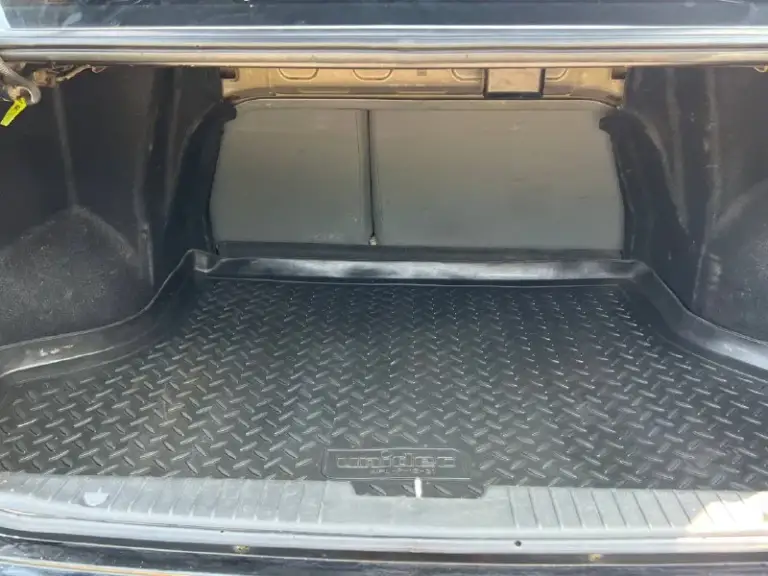 Продам chevrolet lecetti 2008 года в очень хорошем состоянии
Кузов. Без гнили рыжиков вздутия и всего прочего дно завод стаканы ланжероны завод равный и красивый кузов
Двигатель. Робатает ровно не каких посторонних звуков не дымит не троит масло не розходует от слова совсем
Коробка. Переключает мягко без хрустов и вылетов
Ходовая. Вся идеальная не чего не стучит не гудит вообще без вложений авто сел и поехал
Автотека зелёная без дтп ограничений и всего такого
Цена на данный автомобиль 565 тысяч торг присутствует +79493717727 если не дозвонились на этом номер телеграм (связь плохая) - фотография - 8