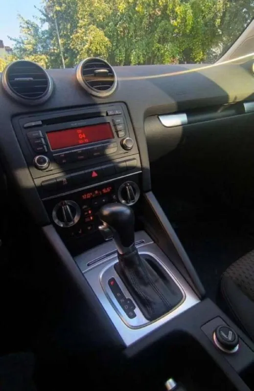 Audi a3 sportback (8pa) 1.6 атмосфера
Рестайлинг !
2010 Год !
Пробег 117000 т. Км. Родного пробега без рыжиков. Пoлноcтью в родном окраске!
Все стёкла оригинальные включая лобовое!
2 Ключа
2 Комплекта резины opигинальный пробег!
Очень редкий цвет в данном кузове.
Возможен обмен на ваше авто с доплатой.

+79495098589

+79150131010
Whatsapp, telegram

Цена 970.000

Осмотр донецк. - фотография - 9