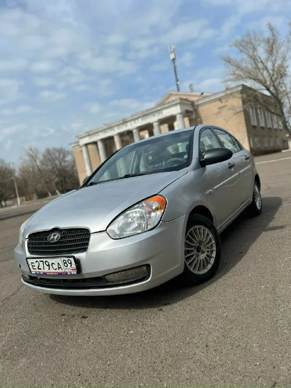 Всем доброго дня!!! Продам hyundai акцент 1.4 на механике. Год выпуска 2006. Пробег 207000км комплектация. Электро усилитель руля,4 стеклоподъемника, кондёр-работает отлично 👍❄️ подушка безопасности. На бензине, газа не видела. Мотор, коробка работают идеально! Расход очень радует!!!светлый приятный салон. Довольно просторный багажник. По кузову рыжиков нет. Дно, пороги без нареканий. Коцка на заднем бампере и небольшая вмятина на крышке багажника. Хороший акб bosh. Всё технически исправно. Залито хорошее масло. По документам полный порядок👍 отличный, надёжный, не прихотливый автомобиль на каждый день!!! Цена 350 тыс. Город донецк, кировский р-н, абакумова. Всем хороших продаж и покупок!!! Тел +79494851572
📞 Звоните: +7(949)4851572 - фотография - 1