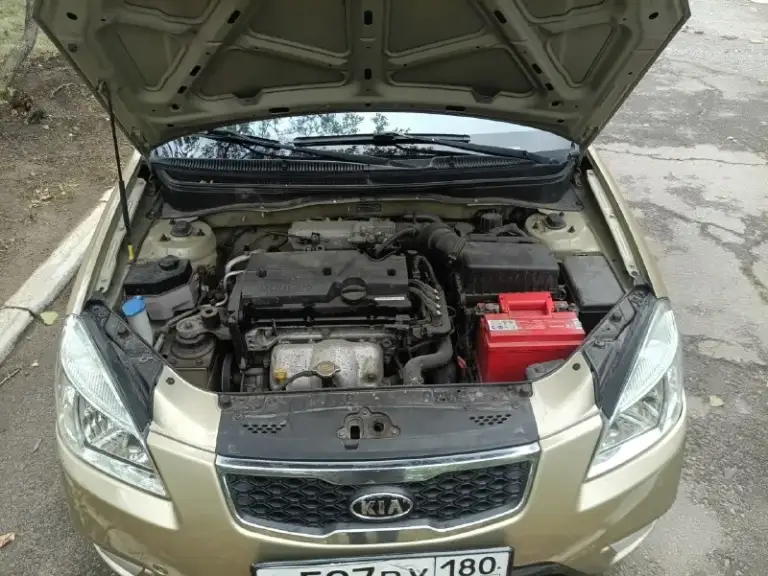 Продам kia рио 2 двигатель:1.4 коробка:автомат год:2013 автомобиль в отличном состоянии, как внешне так и технически, мотор сухой, коробка переключает плавно, без рывков и тд, по ходовой без нареканий. По электрике все работает, кондиционер холодит, два комплекта ключей, два комплекта резины. Цена 650 000 !!! Осмотр горловка номер для связи +79497514232. (+79498155671) павел
📞 Звоните: +7(949)7514232 - фотография - 8