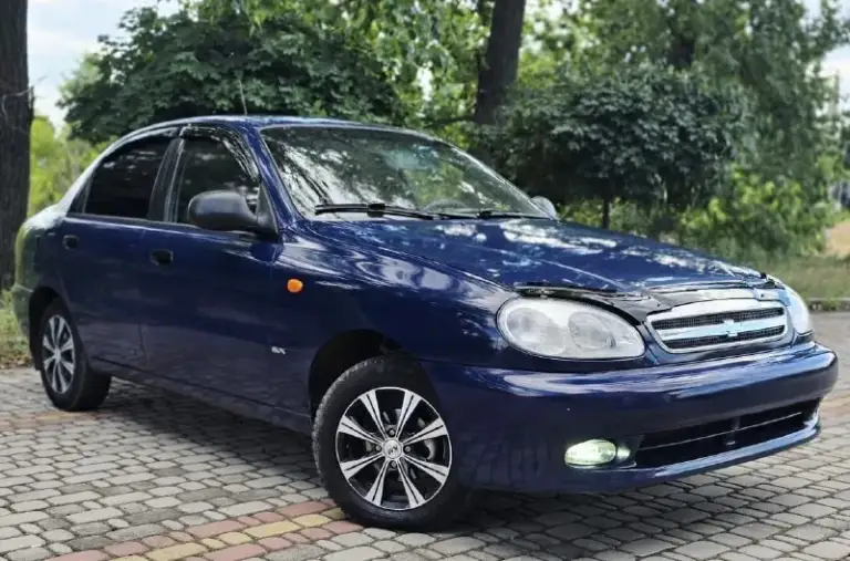 Продам chevrolet ланос sx
Год 2009
В отличном состоянии
1,5 Не дымит не троит масло не расходывает
Пробег 182000
Коробка подвеска без нарекания
В дтп не участвовал кузов ровный целый без гнили коррозии и ржавчины нет даже и намёка дно пороги стаканы лонжероны в заводском состоянии
Комплектация максимальная для данной модели передние электроподъёмники кондиционер гур противотуманные led фары тахометр приятная музыка pioner bluetooth usb флеш-карта
Литые диски на хорошие всесезонной резине 500 км назад было заменено масла фильтра свечи бронепровода ремень грм с роликами
Авто юридически чисто
Продажа с переоформлением в мрэо без штрафов запретов и обременений чистая прозрачная зелёная автотека в авто  было вложено очень много сил и средств одним словом авто сел и поехал без вложений авто для тех кто ищет крепкий обслуженный автомобиль
На остальные вопросы готовы ответить по телефону
+79490156058 Если
📲 Tg: максим ворошиловский
📞 Звоните: +7(949)0156058 - фотография - 3