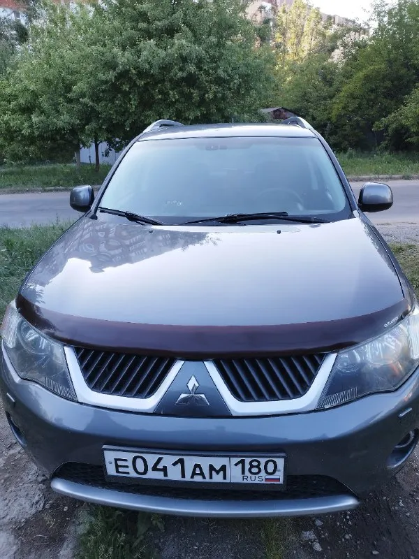 Продам mitsubishi outlander xl, 2008 года выпуска. Машина куплена в автосалоне донецка. Двигатель 4b12 объемом 2.4 л, коробка автоматическая ( вариатор ), установлено газовое оборудование. Пробег 220 тыс км. Автомобиль исправен и ухожен, масло не ест, коробка не питается, ходовая не тарабанит. В птс первый хозяин, учёт рф. Хорошая комплектация, есть все для комфортной езды : подключаемый полный привод ( с функцией блокировки ), климат-контроль, круиз-контроль, датчики дождя, света, мультируль, электропакет, подогрев сидений, современная магнитола, диски r18, тонировка, сигнализация, 2 ключа, большой багажник. Автомобиль идеально подходит для большой семьи. Цена : 1млн 100 тыс руб. Обмен не интересует. Продажа в связи с покупкой нового авто. Торг у капота. Авто находится в донецке, мкр текстильщик. Больше фото по запросу. Игорь +79493281522
📞 Звоните: +7(949)3281522 - фотография - 2