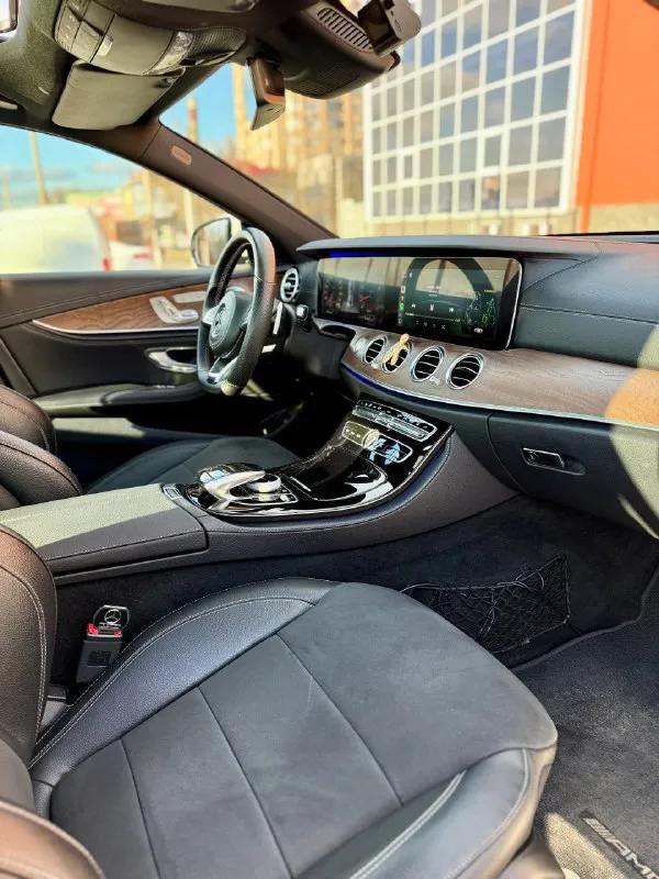 Mercedes e200 w213 4matic 2016 год
2.0 Турбо бензин
Полный привод
Автомат
Пробег: 163000км
Авто в хорошем состоянии. Обслужена.
Amg пакет, панорама, память сидений, carplay, 2 ключа.
Цена 2.8🍋
Возможен обмен
Г. Луганск
Тел. +79591917710
📞 Звоните: +7(959)1917710 - фотография - 6
