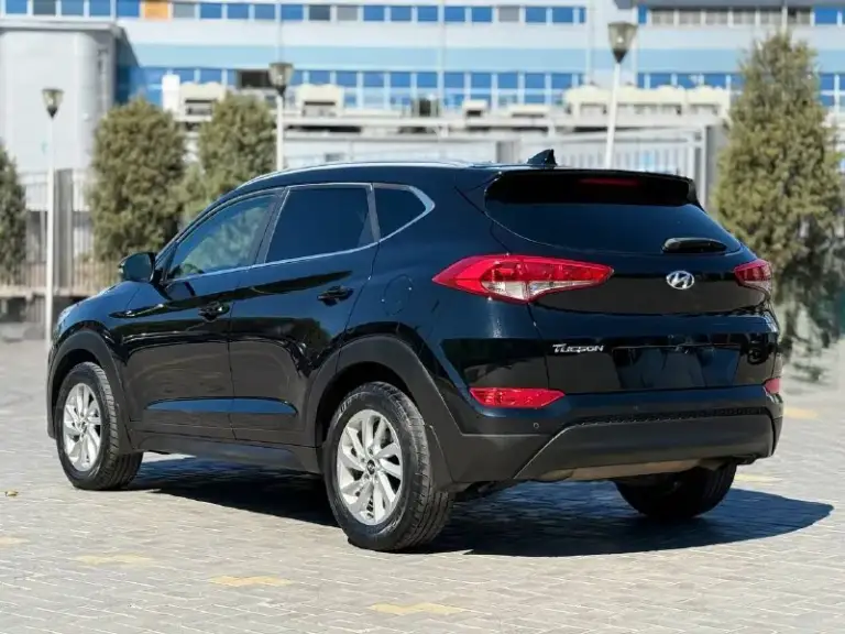 В продаже комфортный удобный
Hyundai tucson рейсталинг lux max
Эксплуатация с 2017 года
Двигатель 2.0 бензин
Коробка автоматическая
Пробег родной 134 тыс км.
Автомобиль в хорошем состоянии живой !!!
В ближайшем времени не требует вложений !!!
Кузов весь в заводском окрасе в оригинале !!!
Пред максимальная комплектация,
Бесключевой доступ start-stop
Ухоженный кожаный салон,
Датчики света, и дождя,
Подогревы всех сидений,
Подогрев зеркал и стекл,
Полный электропакет,
Большая мультимедиа,
Блютус громкая связь,
Новые летние шины,
Два пульта два ключа,
И многое другое !
С документами полный порядок,
Могу присутствовать в мрэо для,
Полного переоформления,
Продажа от собственника,
Автотека полностью зелень 🌿
Г. Донецк, ленинский район)
‼️Цена 1.695:000 тыс. Руб ‼️
Срочно нужны финансы срочно
В связи с покупкой квартиры
Таких авто единицы достойный
Остальные вопросы по номеру
+7949 396 98 55 Руслан ☎️
📲 Tg: @ivan1293
📞 Звоните: +7(949)3969855 - фотография - 7