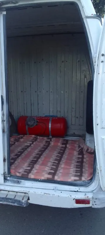 Продам автомобиль! Газ соболь 2004г. Газ/бензин! Автомобиль в отличном техническом и внешнем состоянии! 2 хозяина! В одних руках с 2007г. Мотор 405 инжектор! Работает как положено! Не троит не дымит, масло не расходует! По коробке передач и ходовой части все отлично! Автомобиль абсолютно без вложений завел и поехал на любое расстояние! Кузов целый! Не ржавый и не гнилой! Рама и все силовые части конструкции целые! Салон чистый и опрятный! Документы чистые, без штрафов/запретов и прочего! Цена 515.000т торг после осмотра! Тел: +7 (949) 426-74-93, плохая связь, дозваниваетесь! Или же пишите/звоните на telegram: +7 905 496 0638.
📞 Звоните: +7(949)4267493 - фотография - 10