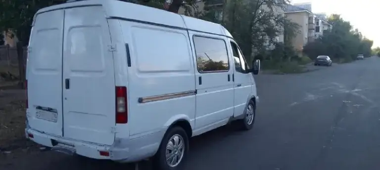 Продам автомобиль! Газ соболь 2004г. Газ/бензин! Автомобиль в отличном техническом и внешнем состоянии! 2 хозяина! В одних руках с 2007г. Мотор 405 инжектор! Работает как положено! Не троит не дымит, масло не расходует! По коробке передач и ходовой части все отлично! Автомобиль абсолютно без вложений завел и поехал на любое расстояние! Кузов целый! Не ржавый и не гнилой! Рама и все силовые части конструкции целые! Салон чистый и опрятный! Документы чистые, без штрафов/запретов и прочего! Цена 515.000т торг после осмотра! Тел: +7 (949) 426-74-93, плохая связь, дозваниваетесь! Или же пишите/звоните на telegram: +7 905 496 0638.
📞 Звоните: +7(949)4267493 - фотография - 3