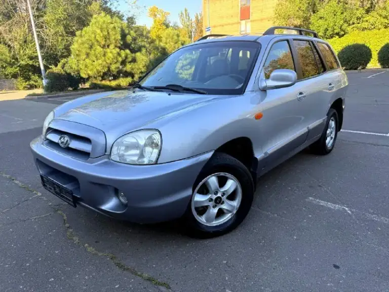 Hyundai santa fe, 2006, 2.7 ат 4wd,   пробег 244000 км, установлено новое газовое оборудование. Авто приобреталось новым в автосалоне в донецке, 1 владелец за все время эксплуатации. Без следов коррозии, практически весь в родной краске. Технически в отличном состоянии. Максимальная комплектация, кожа, климат, подогревы сидений.
Возможно оформление в кредит. Возможен обмен. Более подробно по телефону.
Цена - 820.000 р.
+79493250509 - фотография - 1