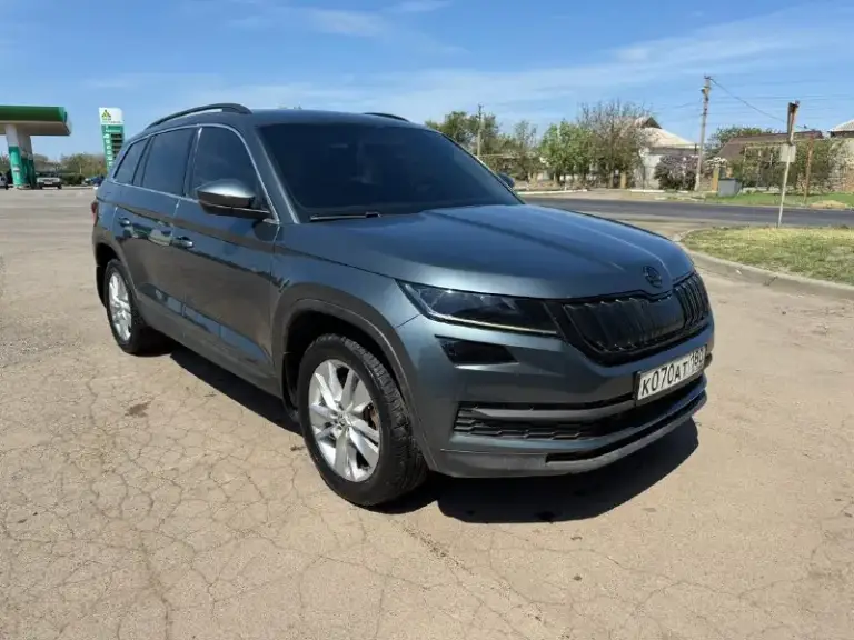 Продам skoda kodiaq 2019 год пробег 158000км полный привод двигатель 2.0 европа 190 лошадей автомобиль в хорошем техническом состоянии, полностью обслужен. Полная шумо виброизоляция. Замена масла каждые 7 тысяч км. Новая резина, аккумулятор, тормозные диски и колодки. Стоит магнитола teyes cc3 2к, динамики alphard. Чистый европеец, двигатель с завода с увидиченной турбиной на 190 лошадей и 400 момента. Едет очень хорошо. Цена 2000000 рублей +79493370188
📞 Звоните: +7(949)3370188 - фотография - 2